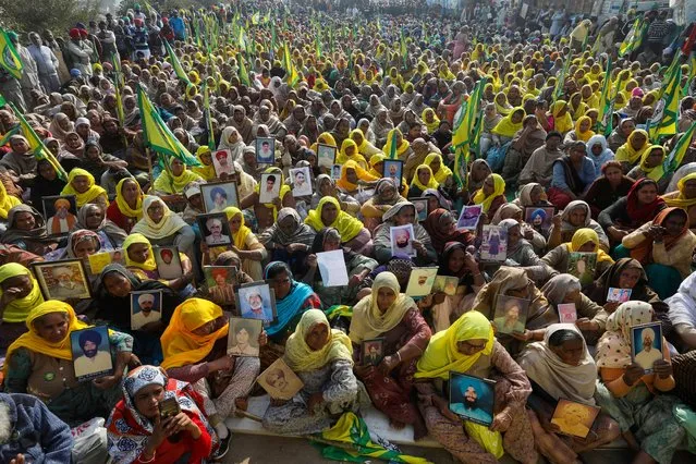 Women, including widows and relatives of farmers who were believed to have killed themselves over debt attend a protest against farm bills passed by India's parliament, at Tikri border near Delhi, India, December 16, 2020. (Photo by Anushree Fadnavis/Reuters)