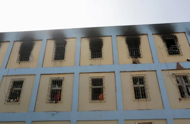 Windows burned in a riot are seen in the Topo Chico prison during a media tour in Monterrey, Mexico, February 17, 2016. (Photo by Daniel Becerril/Reuters)