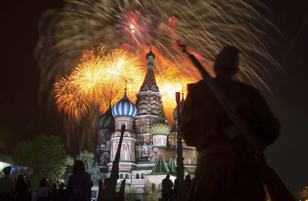 Russia Celebrates the 70th Anniversary of the Victory in WWII (250+ Photos)