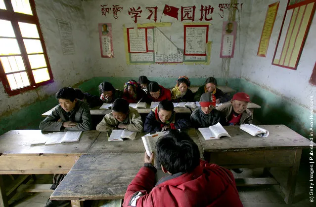 Free Xiangnong Primary School At Ganzi Tibetan