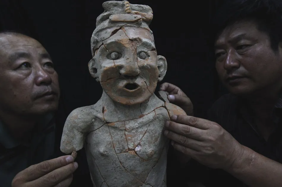5,300-year-old Pottery Statue Found in North China