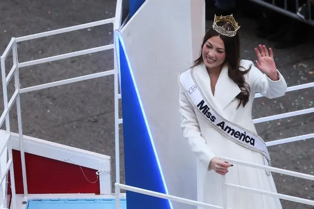 Miss America Emma Broyles participates in the 96th Macy's Thanksgiving Day Parade in Manhattan, New York City, U.S., November 24, 2022. (Photo by Brendan McDermid/Reuters)
