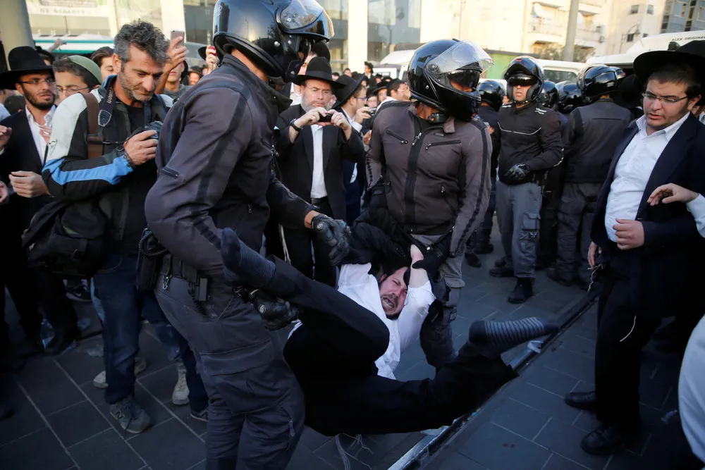 The Day in Photos – October 20, 2017