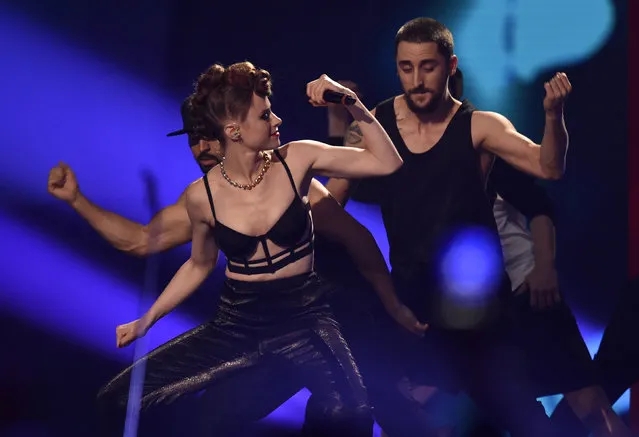 Singer Kiesza performs during the 2014 MTV Europe Music Awards at the SSE Hydro Arena in Glasgow. (Photo by Toby Melville/Reuters)