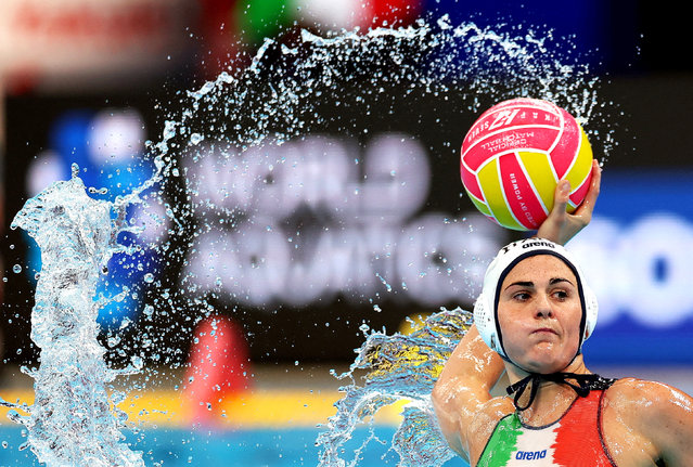 Italy’s Sara Cordovani prepares to throw during a water-polo match against Singapore at the World Aquatics Championships, in Singapore, on July 15, 2025. (Photo by Jeremy Lee/Reuters)