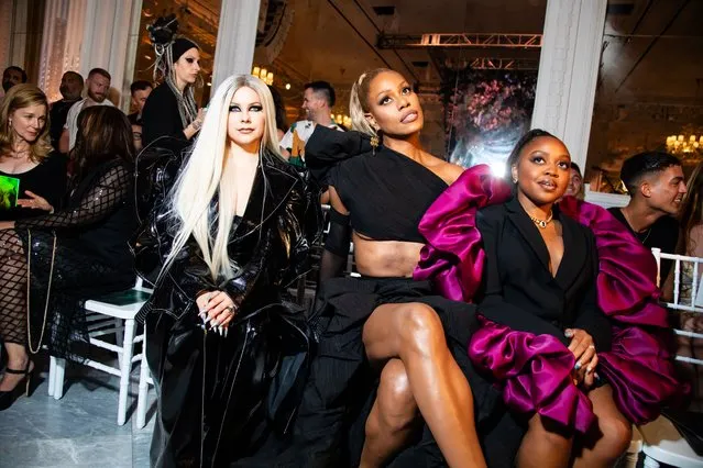 (L-R) Avril Lavigne and Laverne Cox at Christian Siriano fashion show during New York Fashion Week on Friday September 8 2023, Spring Summer 2024 collection. (Photo by Gerardo Somoza for The Washington Post)