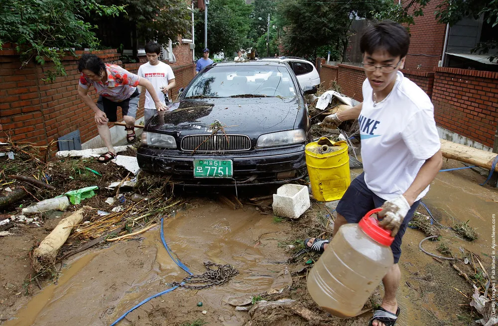 Torrentail Rain Hit South Korea, Trigger Landslides