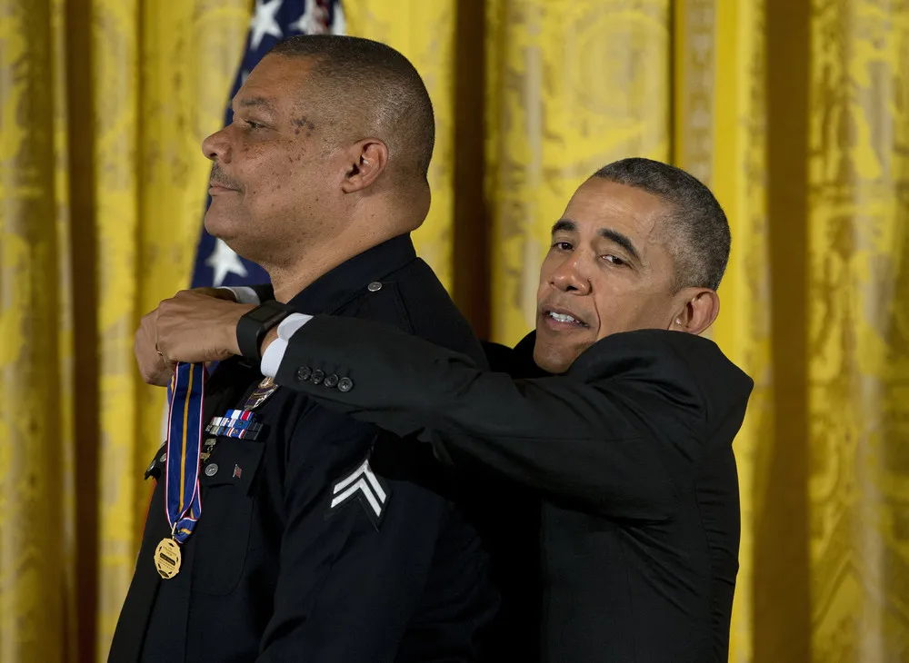 The Day in Photos – May 17, 2016