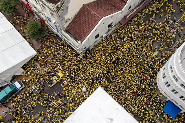 Supporters of pro-democracy group “Bersih” (Clean) gather at Central Market in Malaysia's capital city of Kuala Lumpur, August 29, 2015. (Photo by Athit Perawongmetha/Reuters)