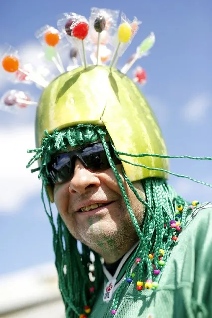 Saskatchewan Roughrider fan Terry Kruszelnicki before the Riders vs Winnipeg Blue Bombers CFL football game in Regina, Saskatchewan September 6, 2015. (Photo by David Stobbe/Reuters)