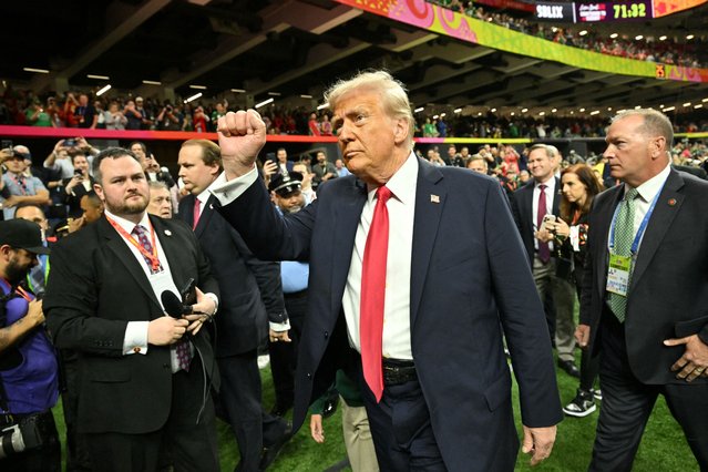 US President Donald Trump visits the field before the start of Super Bowl LIX between the Kansas City Chiefs and the Philadelphia Eagles at Caesars Superdome in New Orleans, Louisiana, February 9, 2025. (Photo by Roberto Schmidt/AFP Photo)