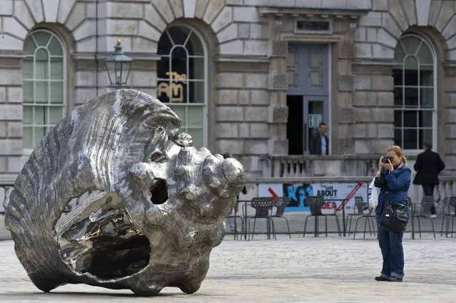 Artist Marc Quinn unveils his new art installation at Somerset House on September 17, 2015 in London, England. The installation consists of four steel sculptures forming two bodies of work entitled “Frozen Wave” and 'Broken Sublime' (2015), which will be displayed in the Edmond J. Safra Fountain Court between September 17 and October 21. (Photo by Ben Pruchnie/Getty Images)