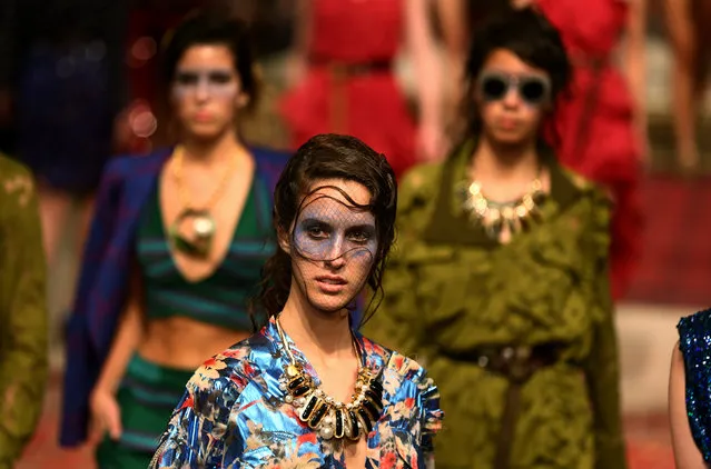 Models present creations of Spanish designer Ana Locking during Fashion Week in Lima, Peru, October 26, 2016. (Photo by Mariana Bazo/Reuters)
