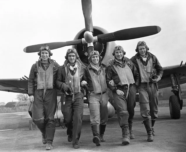 The American Thunderbolt fighter squadron which have destroyed more than 200 German planes to date, have added to their score when they escorted American heavies in bombing raids on French airfields in France on February 6, 1944. Pilots of the best flight in the crack Thunderbolt squadron from left to right: Lieutenant Joe Powers, Lieutenant Joe Hamilton,  Captain Robert Johnson, Lieutenant Andrew B. Stauss and Lieutenant Joseph H. Perry. (Photo by AP Photo)