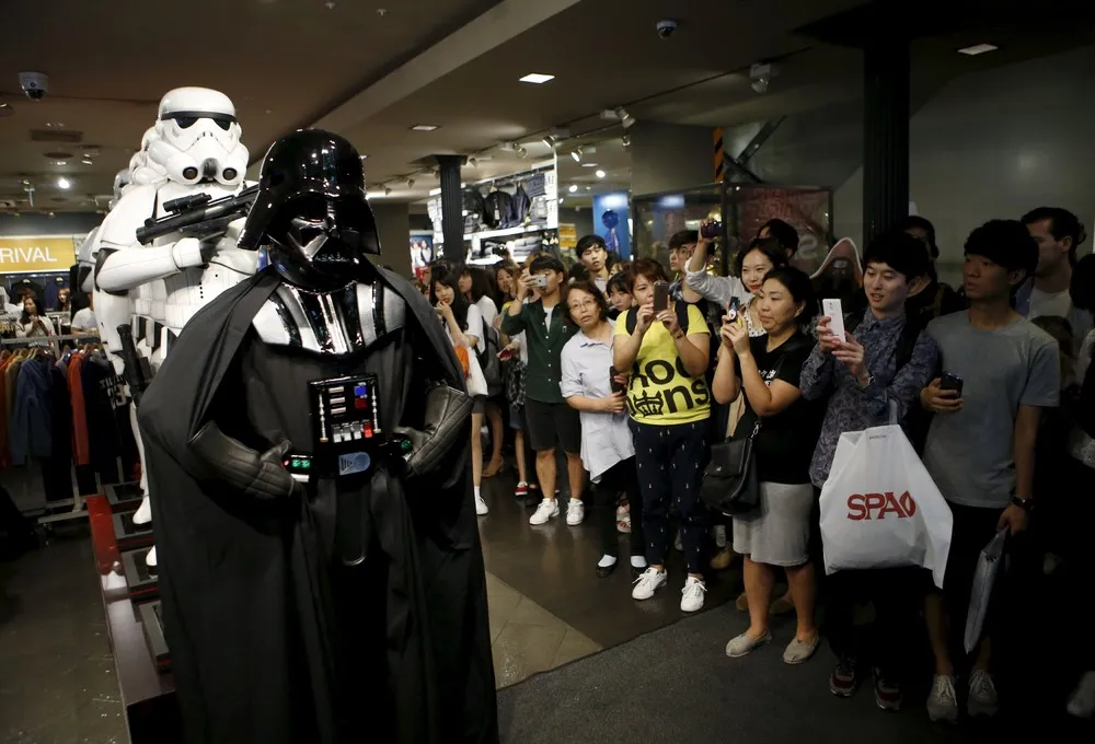 Consumer Madness “Star Wars” Fans, Part 2