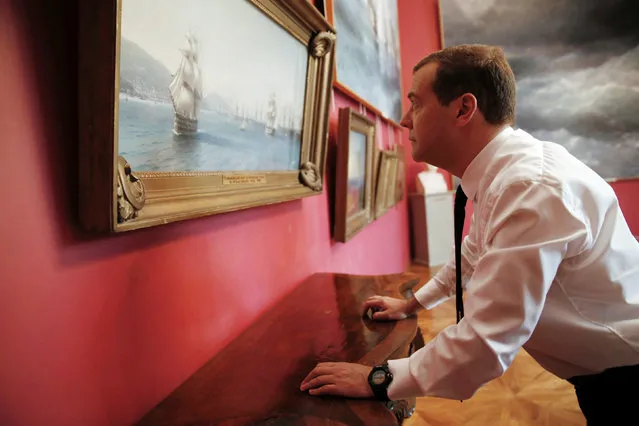 Russia's Prime Minister Dmitry Medvedev visits the Feodosiya painting gallery named after painter Ivan Aivazovsky in Feodosiya (Feodosia), Crimea, May 23, 2016. (Photo by Dmitry Astakhov/Reuters/Sputnik)