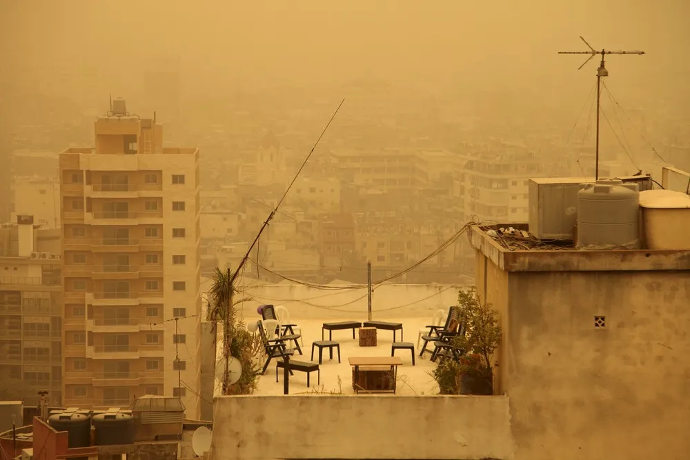Heavy Sandstorm Swept across Middle East