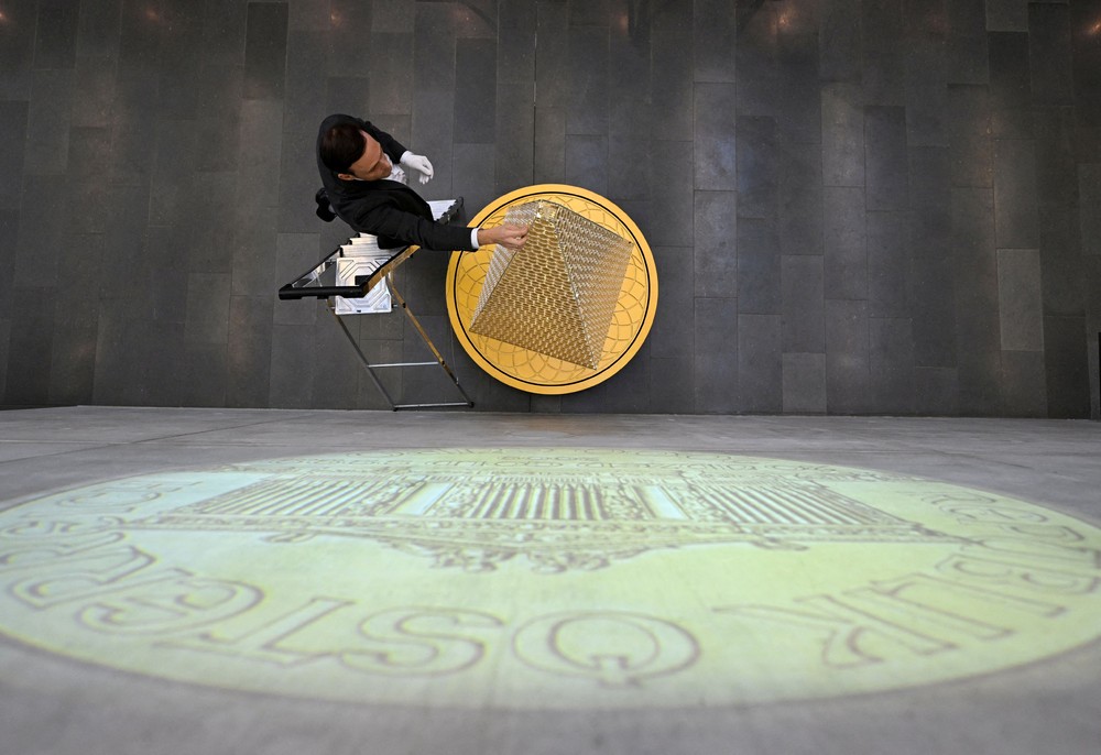 Pictures of the Year 2024, Part 227/2406