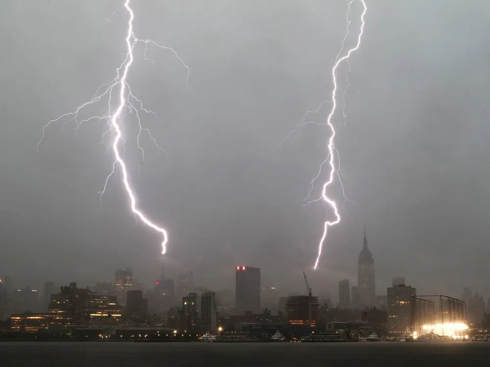 Major Storm Hits New York City