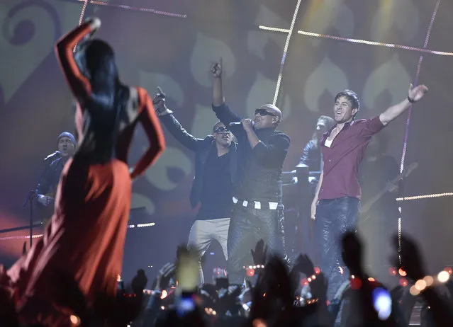 Singer Enrique Iglesias performs on stage during the 2014 MTV Europe Music Awards at the SSE Hydro Arena in Glasgow. (Photo by Toby Melville/Reuters)