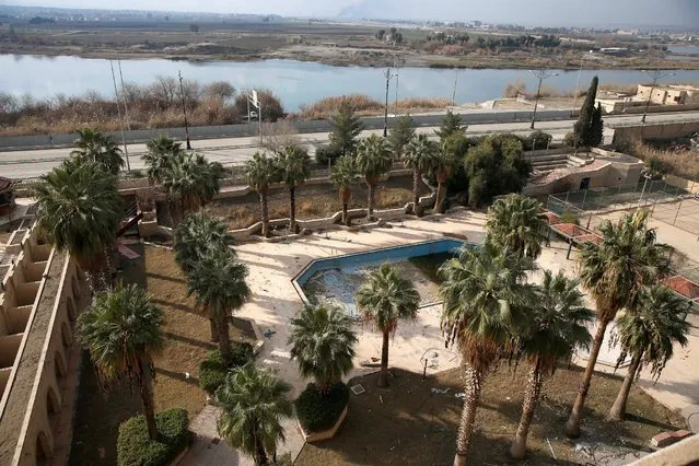 General view of the damaged swimming pool in the five-star Ninewah Oberoi Hotel next to the Tigris river in Mosul, Iraq January 30, 2017. (Photo by Ahmed Jadallah/Reuters)