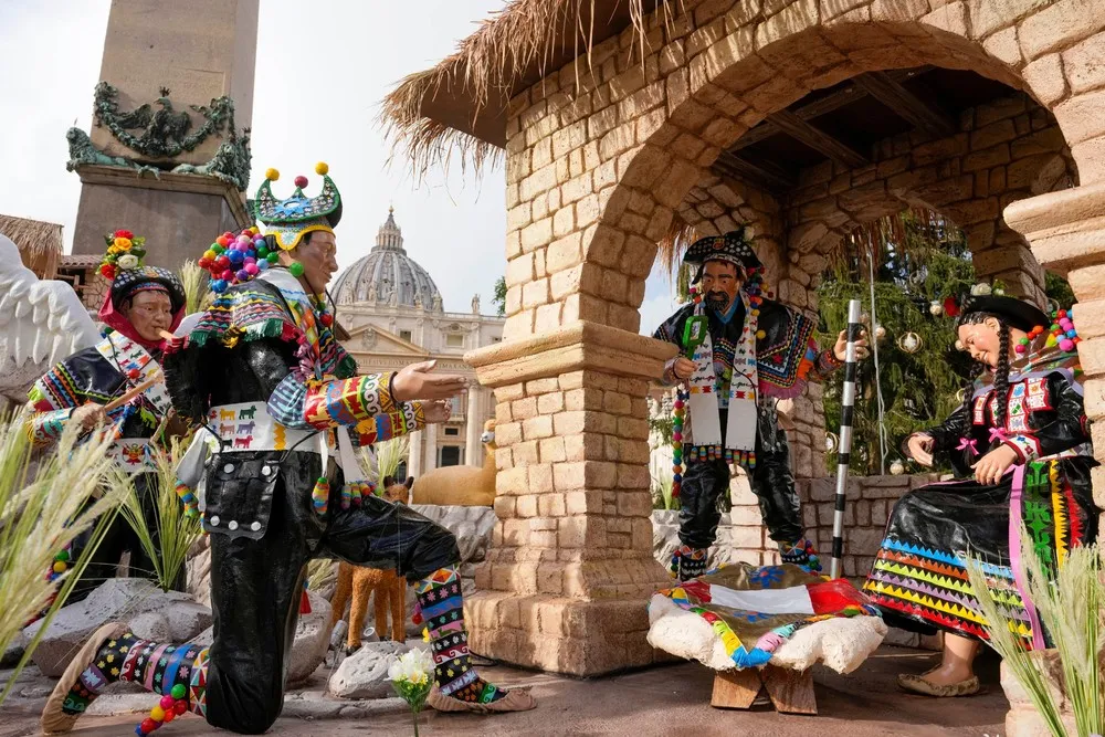 The Day in Photos – December 10, 2021