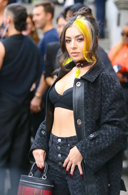 English singer-songwriter Charli XCX attends the Coach fashion show during the fashion week in New York CITY, NY, USA on September 12, 2022. (Photo by Dylan Travis/ABACAPRESS.COM/Splash News and Pictures)