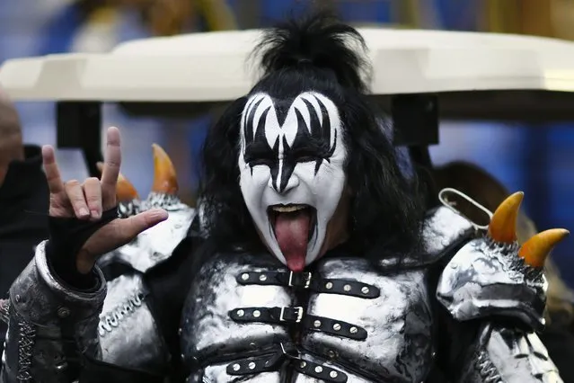 Gene Simmons of KISS gestures as he attends the 88th Macy's Thanksgiving Day Parade in New York November 27, 2014. (Photo by Eduardo Munoz/Reuters)