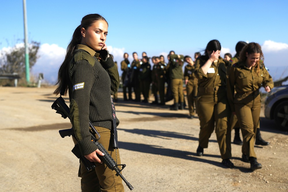 Pictures of the Year 2024, Part 227/2406