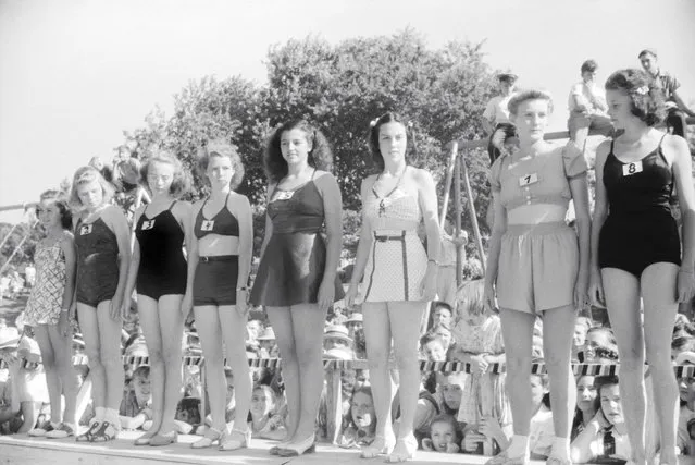 Beauty contest during Fourth of July celebrations, Salisbury, Md., 1940. (Photo by Jack Delano for Farm Security Administration/ Universal History Archive/UIG via Getty Images)