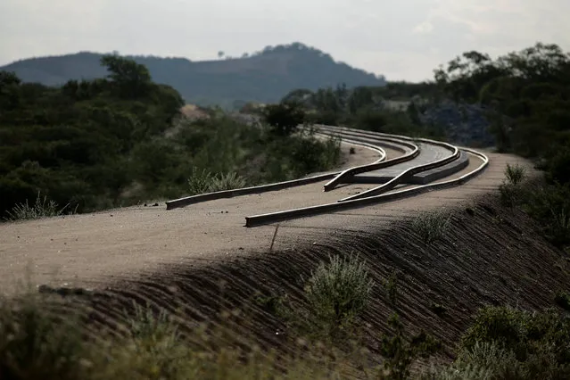 Partially constructed track, a part of the Transnordestina railway, is seen in Custodia, Pernambuco, Brazil January 26, 2014. (Photo by Ueslei Marcelino/Reuters)