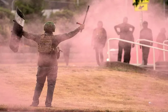 A far-right activist taunts counter-protesters as far-right Proud Boys and other activists clash with counter-protesters during rival rallies in Portland, Oregon, U.S., August 22, 2021. (Photo by David Ryder/Reuters)