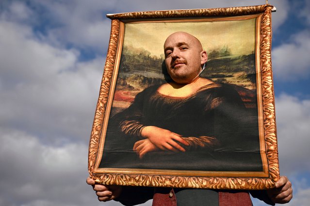 A participant poses for a photograph wearing a costume during Halloween celebrations at Yarraville Village in Melbourne, Australia, 31 October 2023. About 5.3 million Australians are expected to celebrate Halloween this year. (Photo by Joel Carrett/EPA/EFE)