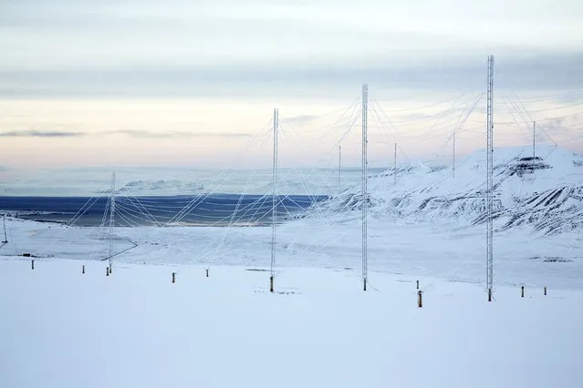 Radar antennas at the European Incoherent Scatter Scientific Association (EISCAT) facility on Breinosa, Svalbard, Norway October 24, 2015. (Photo by Anna Filipova/Reuters)