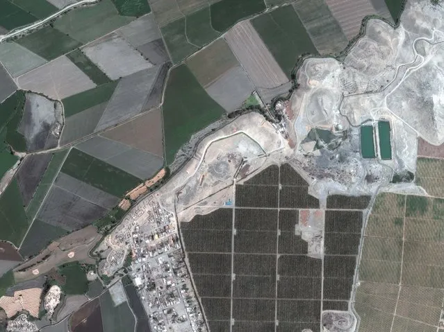 Pampa San Alejo, Peru. (Photo by DigitalGlobe/Caters News)