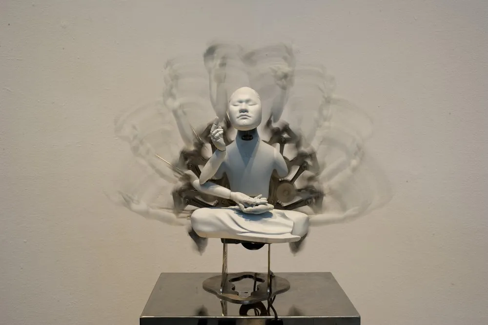 Wang Zi Won’s Mechanical Buddhas