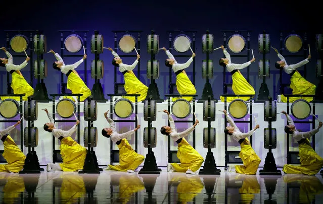 Artists perform during the 132nd IOC Session ahead of the 2018 Winter Olympic Games in Gangneung, South Korea, February 5, 2018. (Photo by Kim Hong-Ji/Reuters)