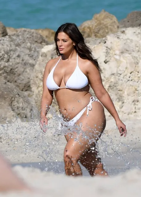 Ashley Graham was modeling bikinis during a photoshoot at the beach in Miami Beach, USA on March 14, 2018. (Photo by The Mega Agency)