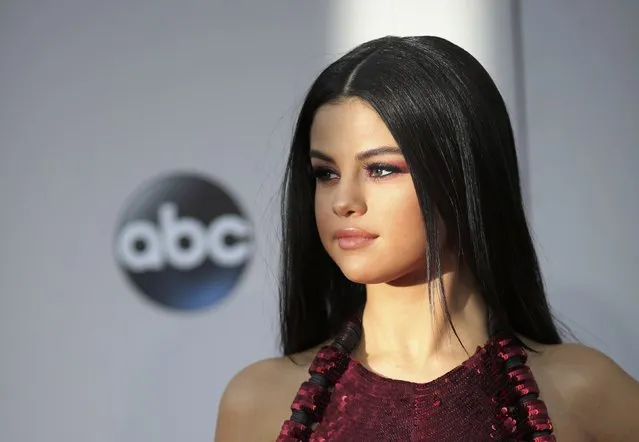Singer Selena Gomez arrives at the 2015 American Music Awards in Los Angeles, California November 22, 2015. (Photo by David McNew/Reuters)