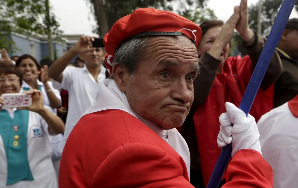 Independence Day Celebrations at the Psychiatric Hospital in Lima