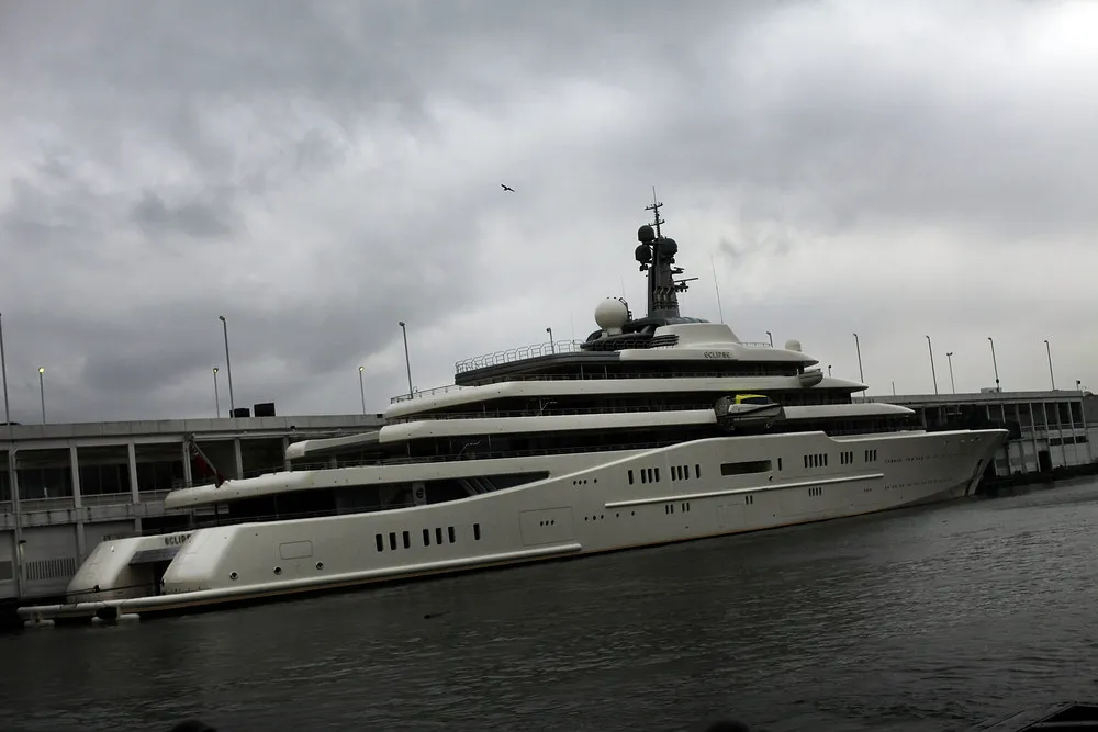 World's Biggest Yacht “Eclipse”Berthed in New York City