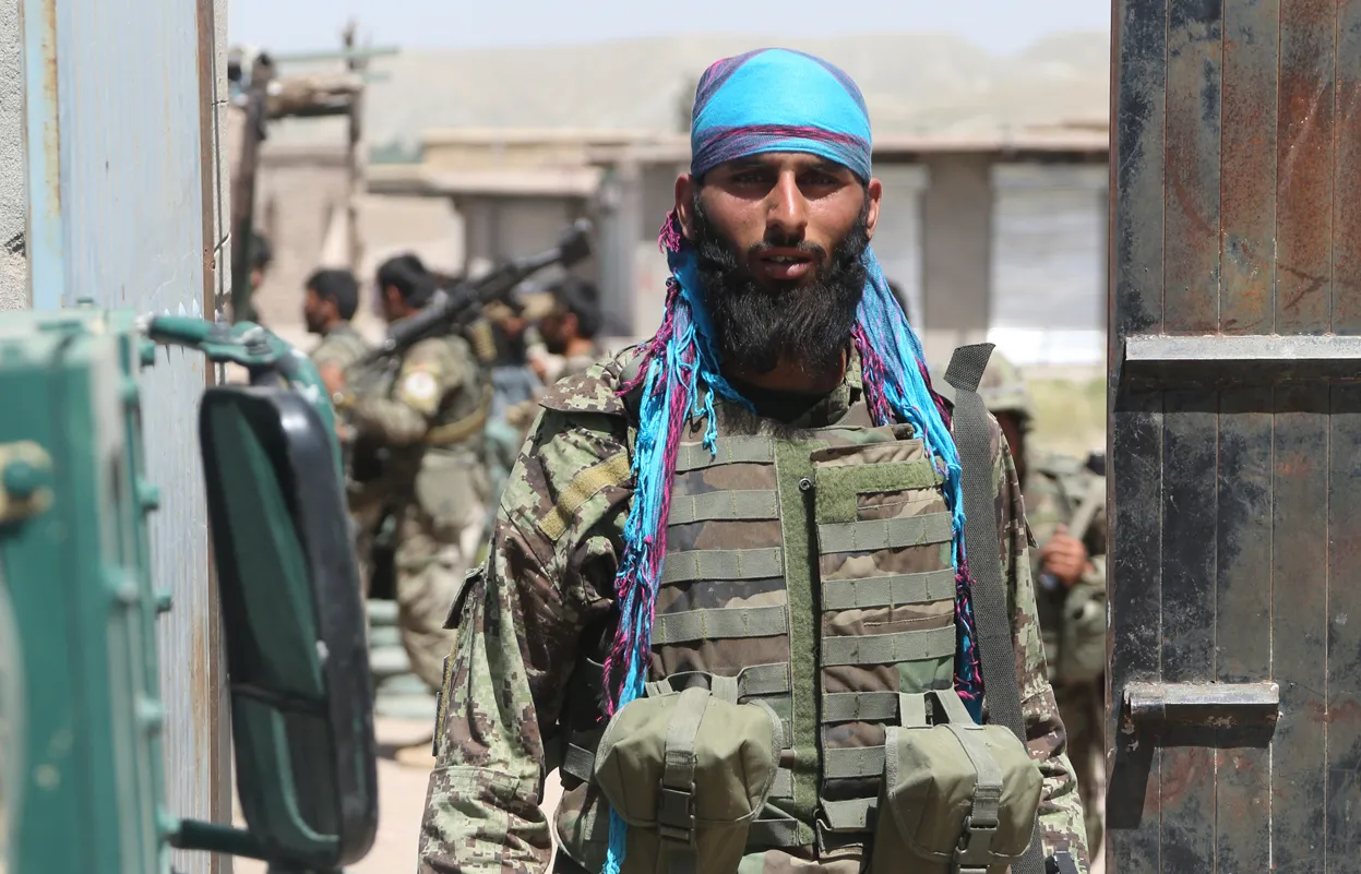 Таджики про террористов. Бородатый Афганец. Бородатые афганцы и пакистанцы. Афганский солдат. Типичный Афганец.