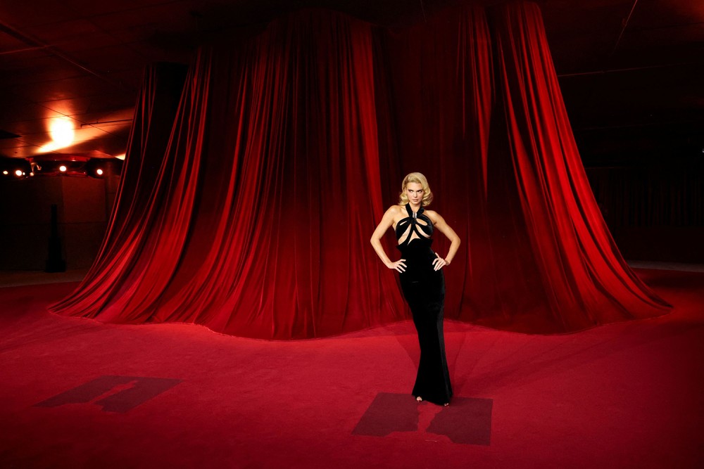 Pictures of the Year 2024, Part 202/240