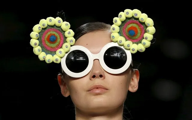 A model presents a creation by fashion design students of the Taiwanese Shih Chien university at the Berlin Fashion Week Autumn/Winter 2016 in Berlin, Germany, January 22, 2016. (Photo by Fabrizio Bensch/Reuters)