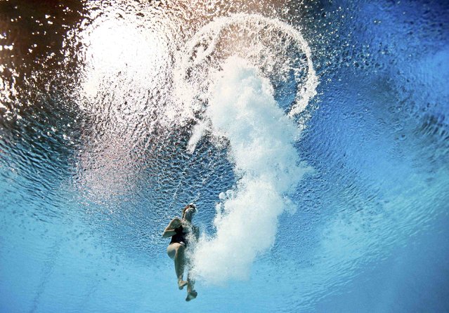 Britain's Sarah Barrow is seen underwater during the women's 10m platform preliminary event at the Aquatics World Championships in Kazan, Russia July 29, 2015. (Photo by Stefan Wermuth/Reuters)