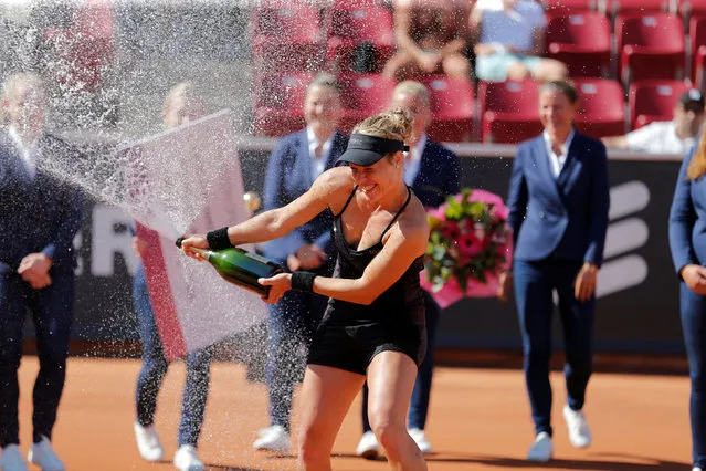 Laura Siegemund of Germany wins against Katerina Siniakova of Czech Republic in The Swedish Open in Bastad, Sweden, July 24, 2016. (Photo by Adam Ihse/Reuters/TT News Agency)