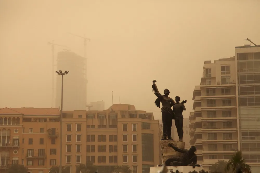 Heavy Sandstorm Swept across Middle East