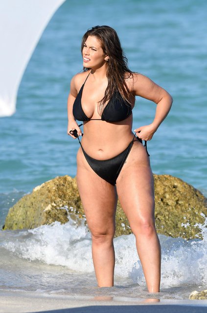 Ashley Graham was modeling bikinis during a photoshoot at the beach in Miami Beach, USA on March 14, 2018. (Photo by The Mega Agency)