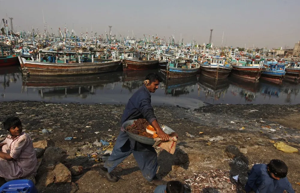 A Look at Life in Pakistan, Part 1/2