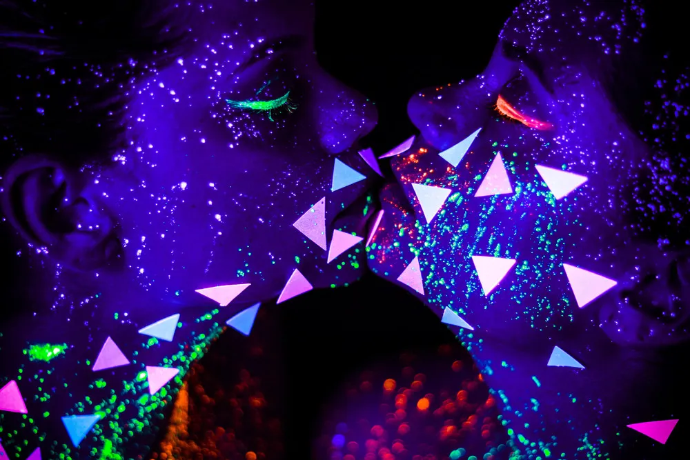  Electric Neon Photography by Hid Saib Neto (Updated)